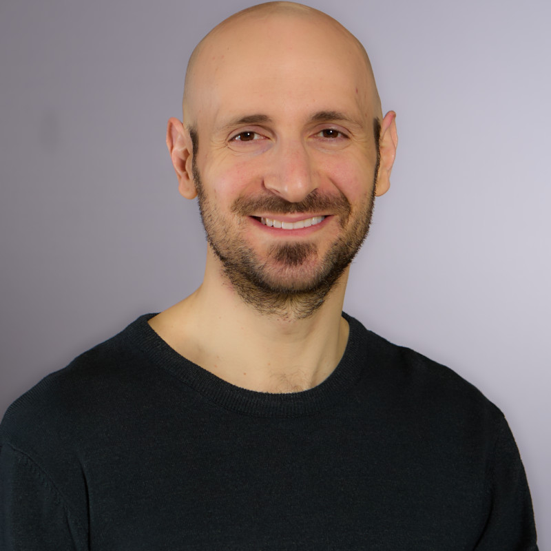 Peter Rota, technical SEO specialist and Fajela podcast guest, studio headshot